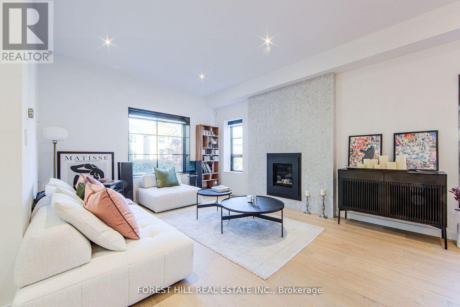257 Manor Road E, Toronto, Ontario  M4S 1S1 - Photo 4 - C13228316
