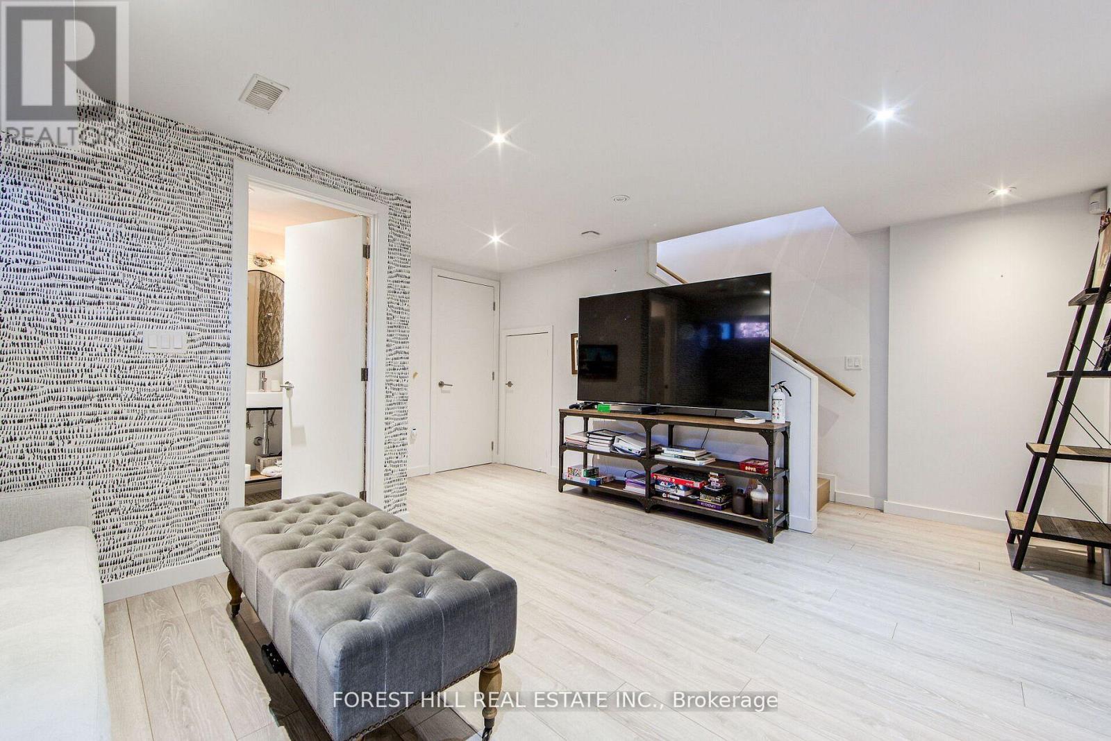 257 Manor Road E, Toronto, Ontario  M4S 1S1 - Photo 31 - C13228316