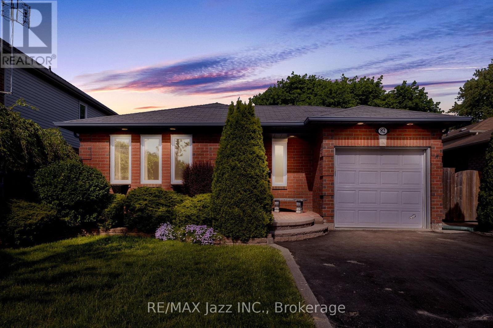 82 MCMANN CRESCENT N, Clarington, Ontario