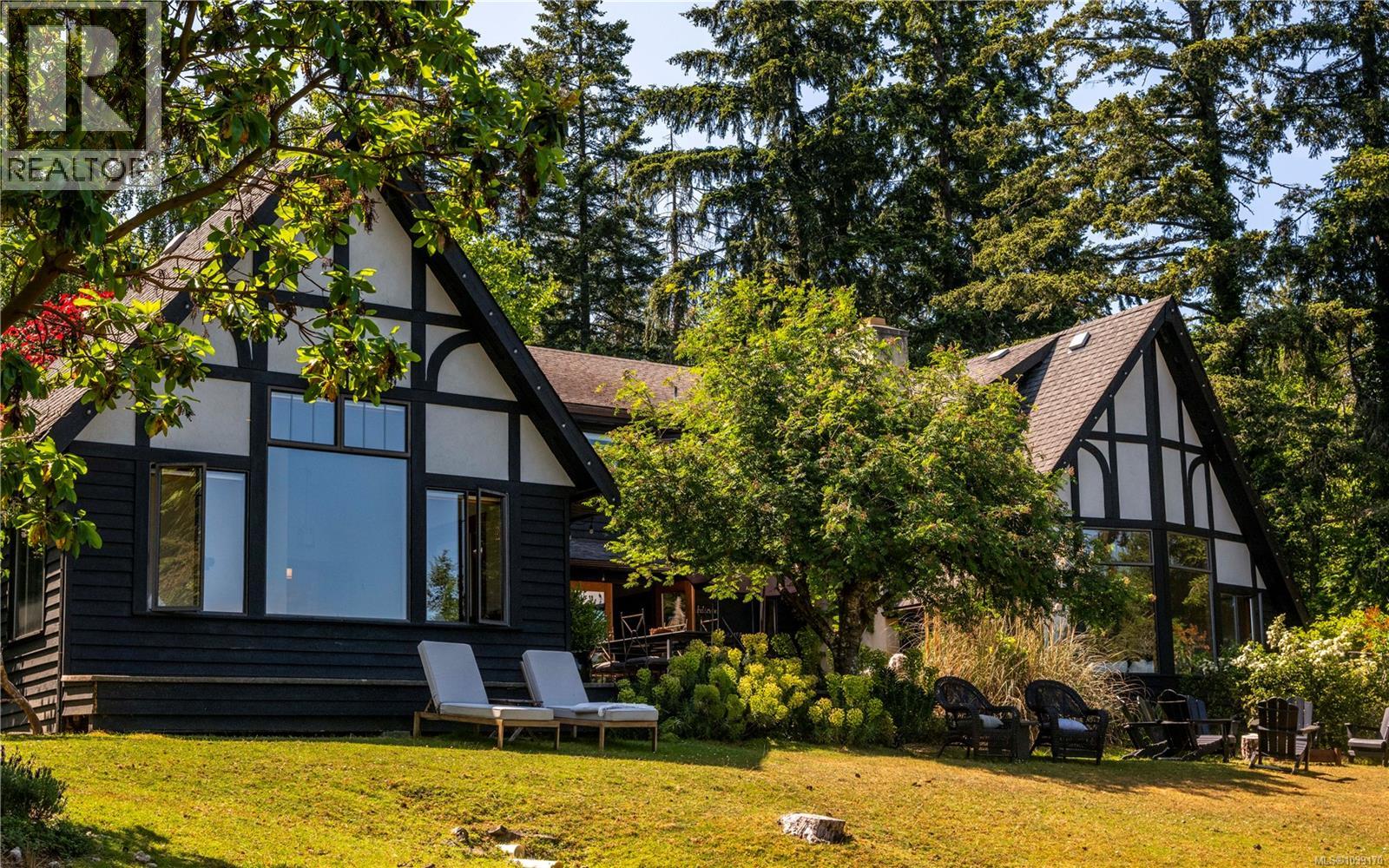 133 Arnell Way, Salt Spring, British Columbia  V8K 2G1 - Photo 1 - 1039170