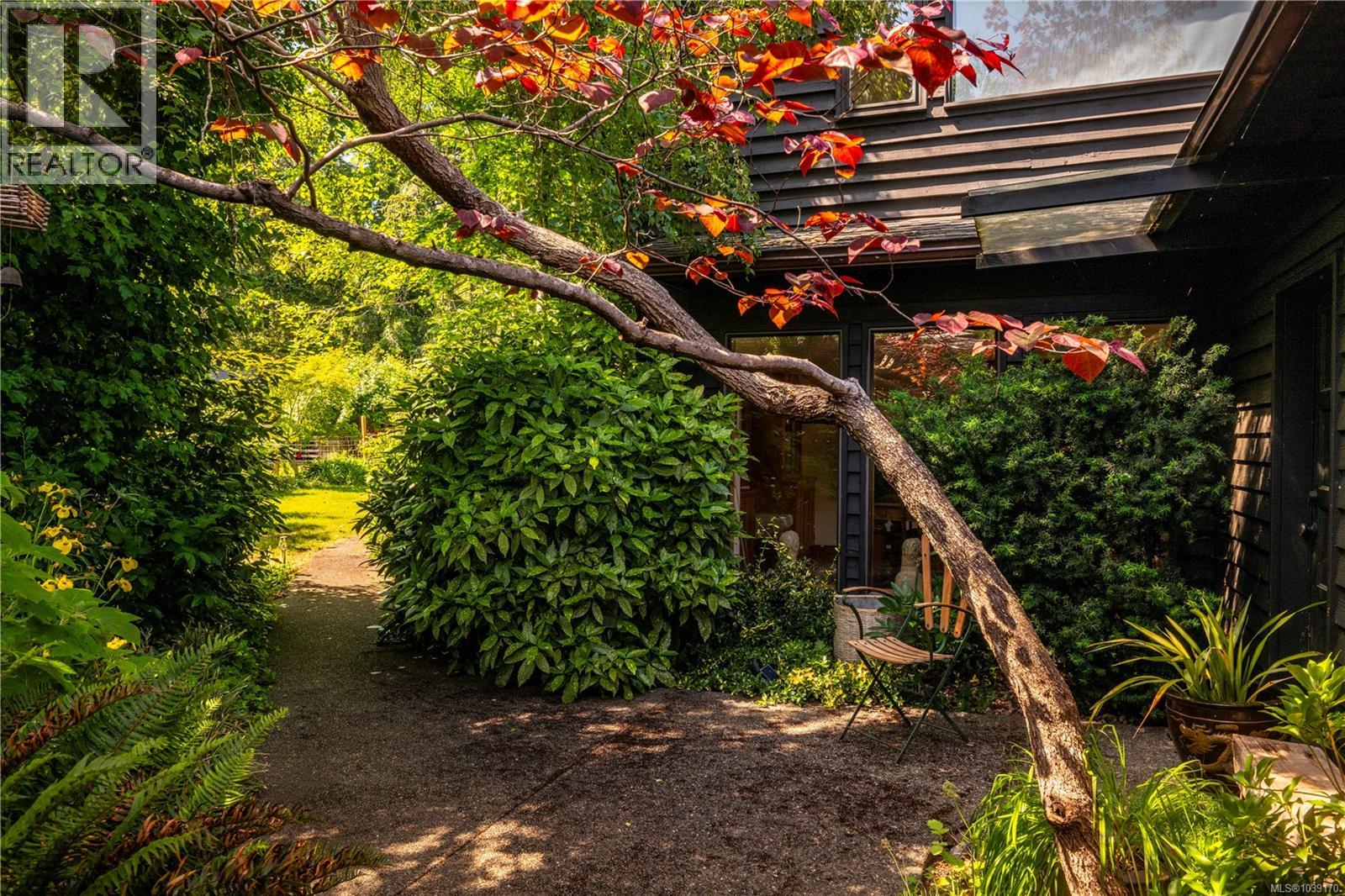 133 Arnell Way, Salt Spring, British Columbia  V8K 2G1 - Photo 38 - 1039170