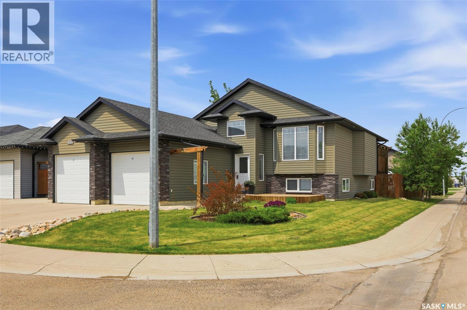 850 Geransky Crescent, Martensville, Saskatchewan  S0K 0A2 - Photo 1 - SK037884