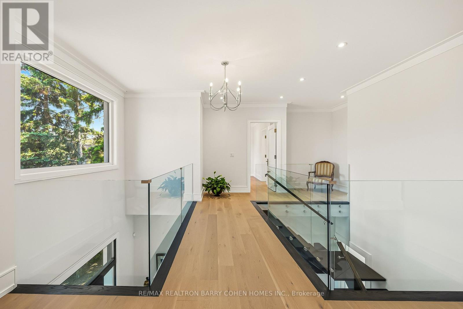 2 Hemford Crescent, Toronto, Ontario  M3B 2S5 - Photo 25 - C13222030