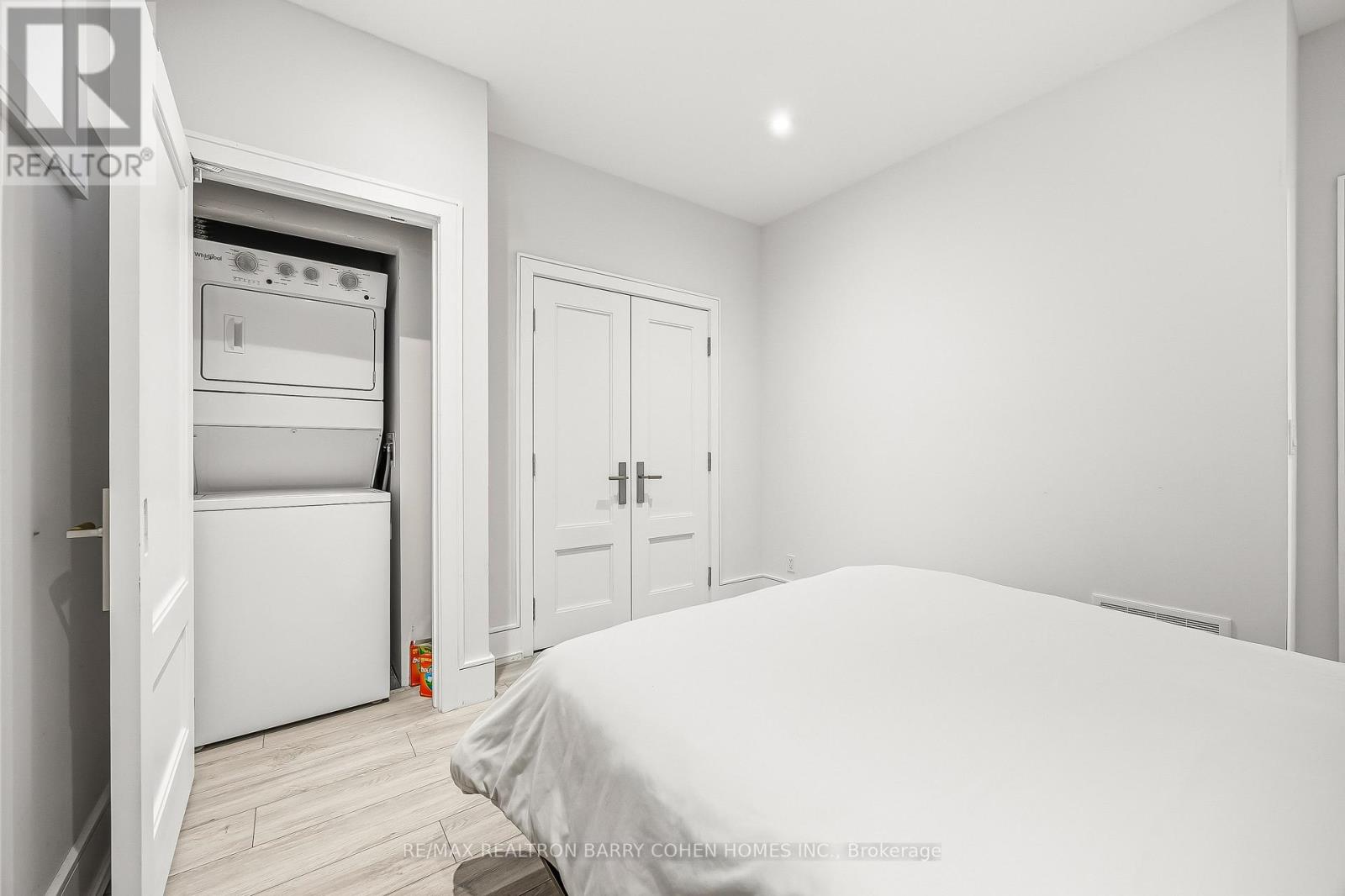 2 Hemford Crescent, Toronto, Ontario  M3B 2S5 - Photo 48 - C13222030