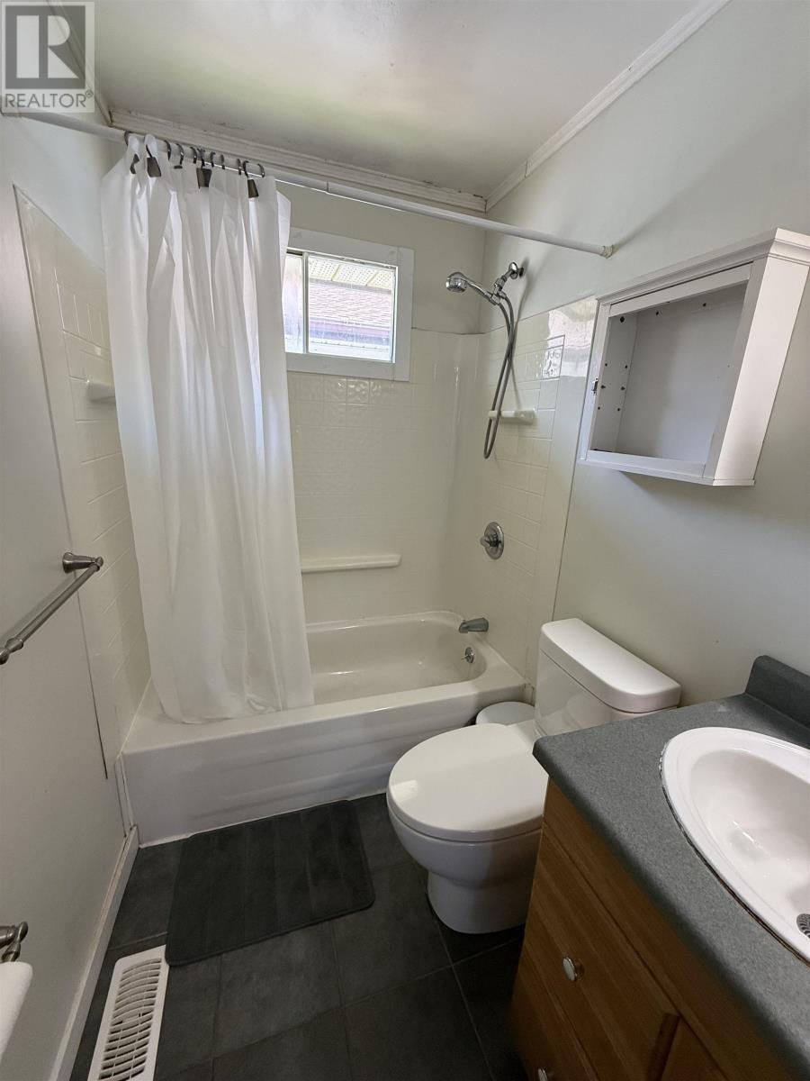 732 Marks St S, Thunder Bay, Ontario  P7E 1N2 - Photo 19 - TB2601330