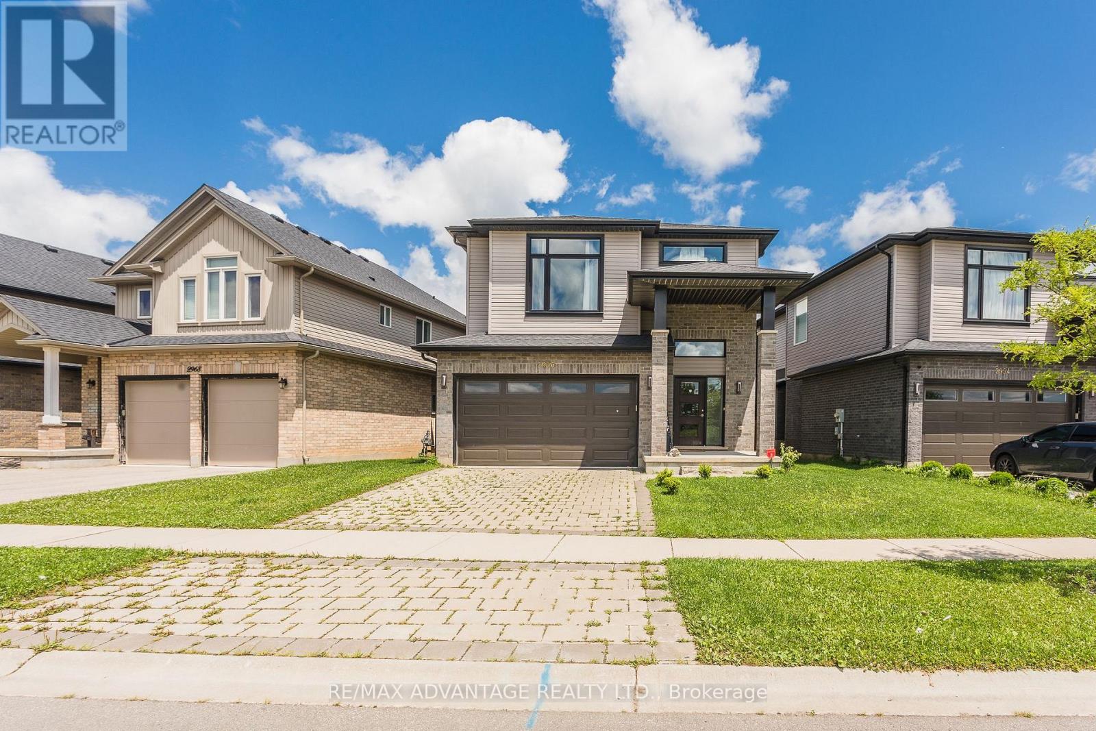 2960 Tokala Trail, London North, Ontario  N6G 0S6 - Photo 2 - X13224804