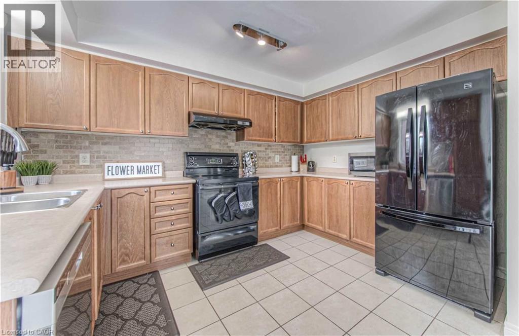 1745 Creek Way Unit# 7, Burlington, Ontario  L7L 7E1 - Photo 11 - 40835744