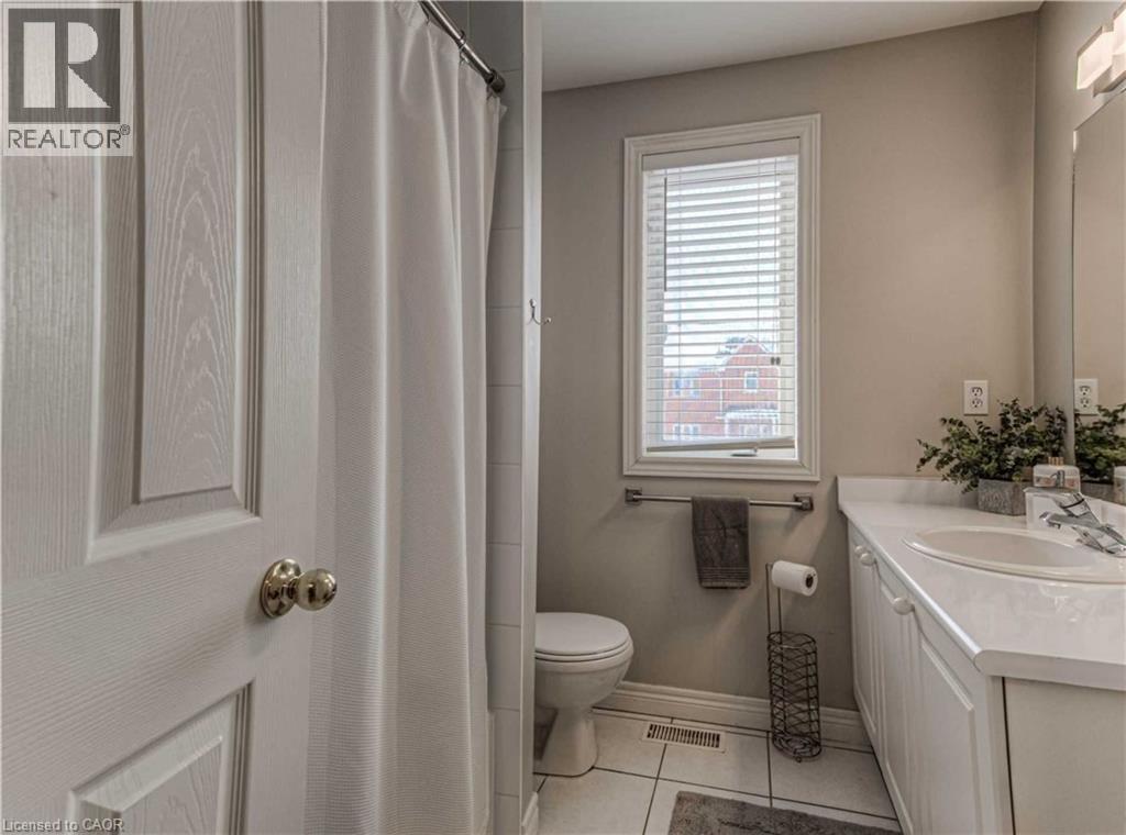 1745 Creek Way Unit# 7, Burlington, Ontario  L7L 7E1 - Photo 22 - 40835744