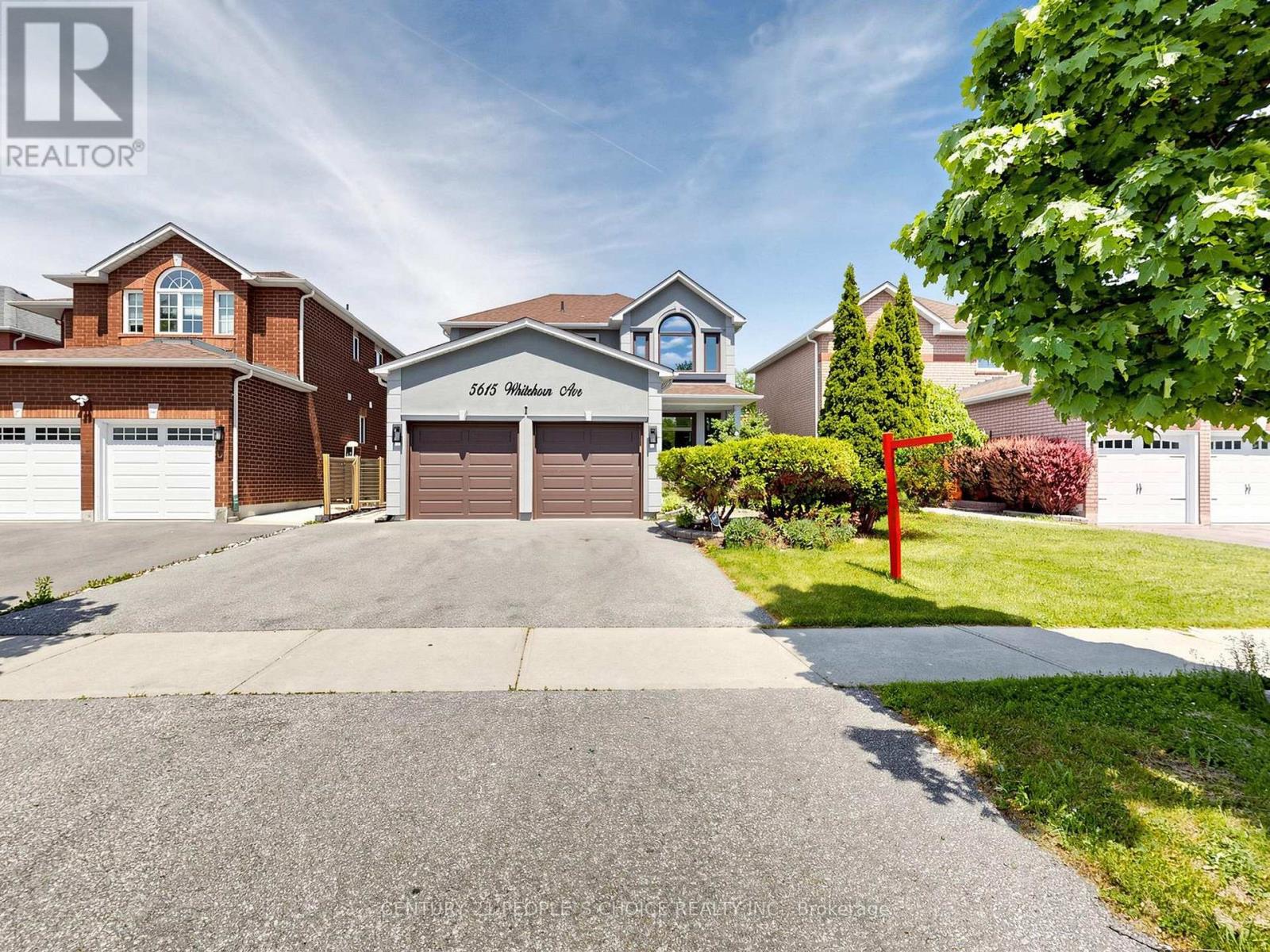 5615 Whitehorn Avenue, Mississauga, Ontario  L5V 2B1 - Photo 2 - W13223796