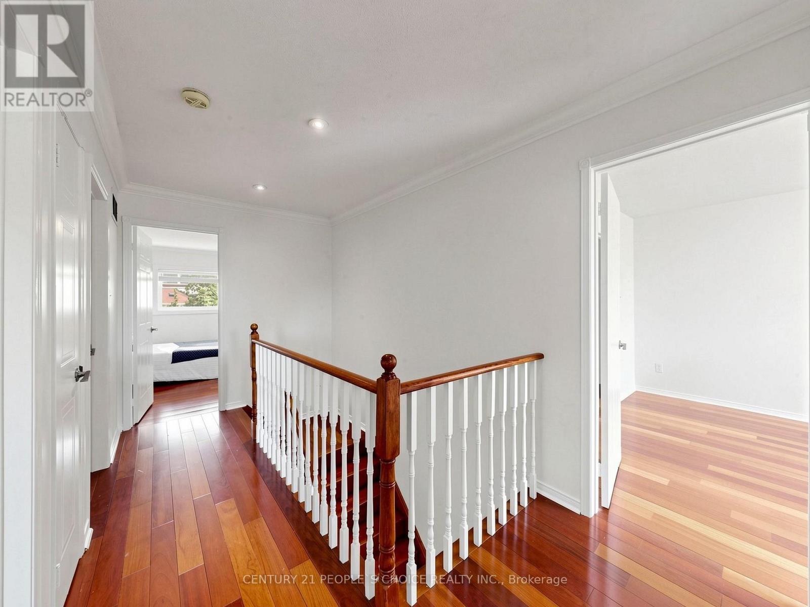 5615 Whitehorn Avenue, Mississauga, Ontario  L5V 2B1 - Photo 20 - W13223796