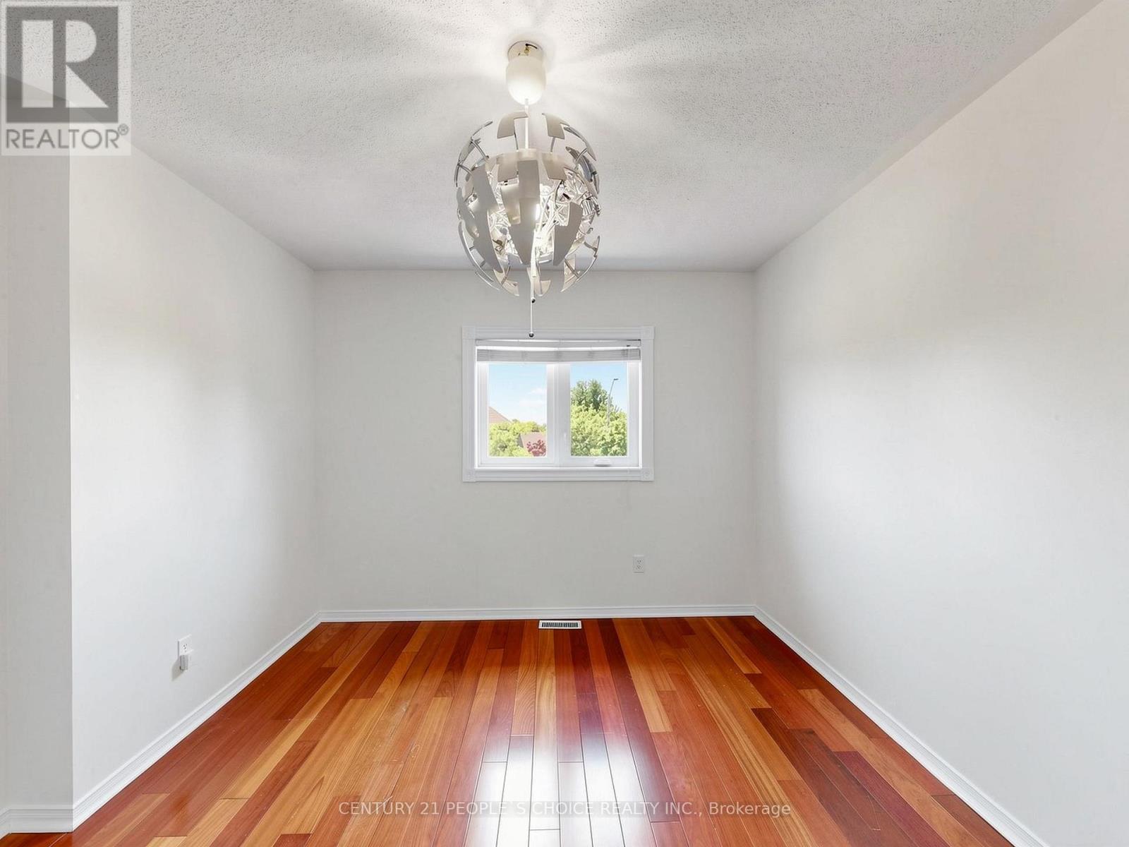5615 Whitehorn Avenue, Mississauga, Ontario  L5V 2B1 - Photo 31 - W13223796