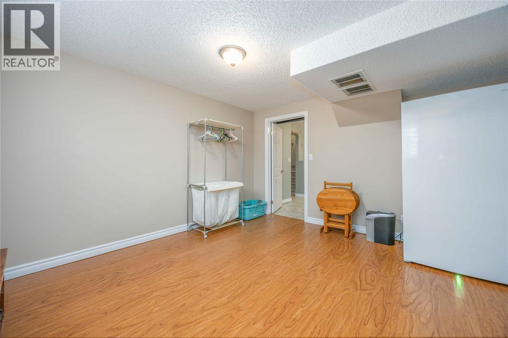 222 Thames Crescent, Sarnia, Ontario  N7S 5C9 - Photo 21 - 26012494