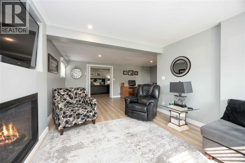 222 Thames Crescent, Sarnia, Ontario  N7S 5C9 - Photo 31 - 26012494