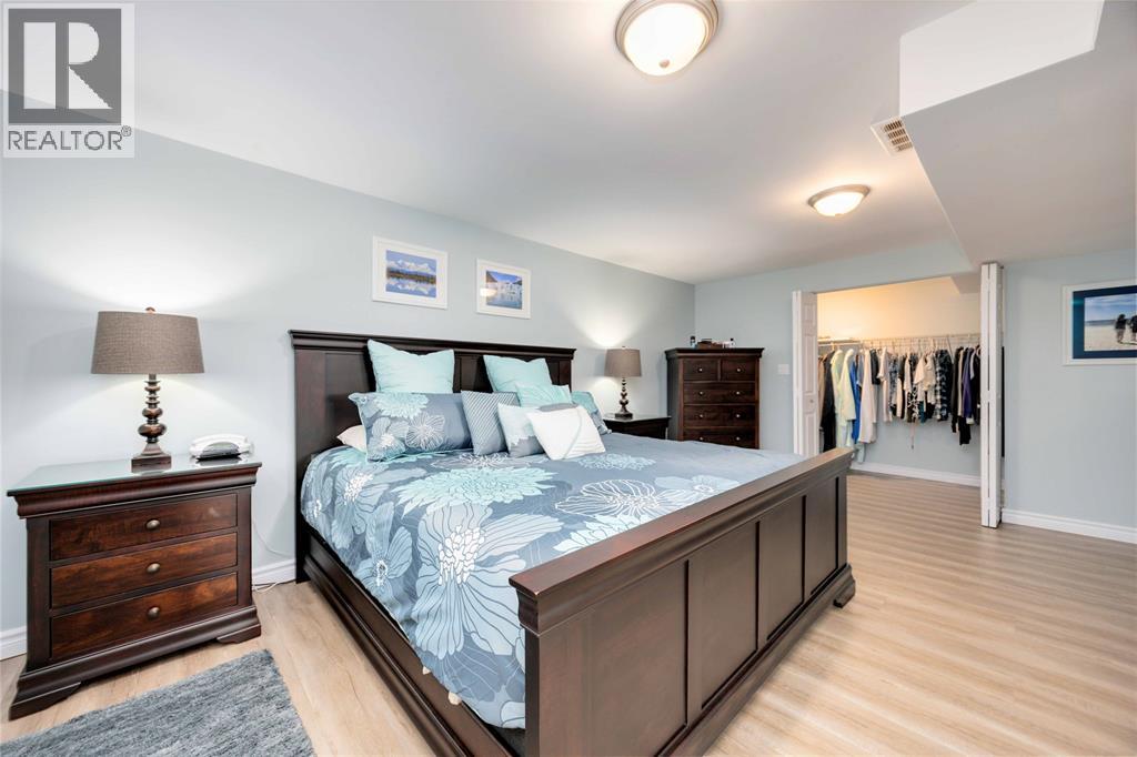 222 Thames Crescent, Sarnia, Ontario  N7S 5C9 - Photo 34 - 26012494