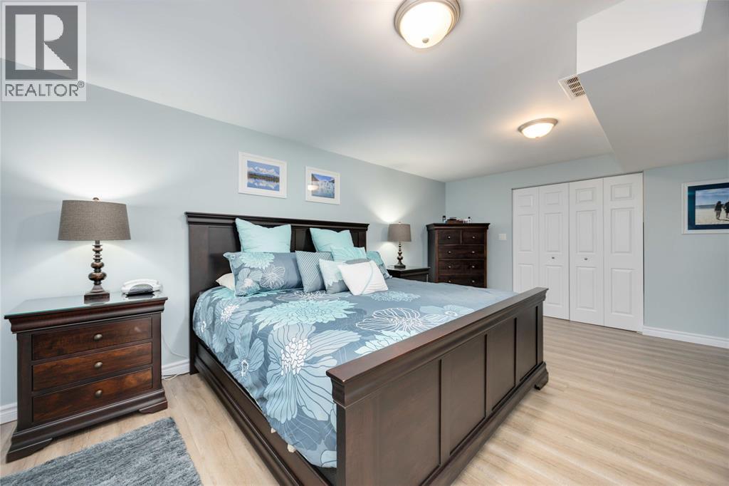 222 Thames Crescent, Sarnia, Ontario  N7S 5C9 - Photo 35 - 26012494