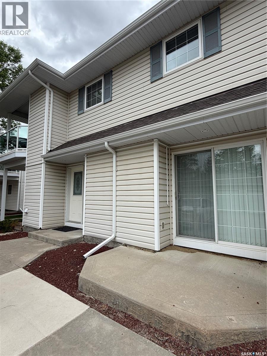 5424 Rochdale Boulevard, Regina, Saskatchewan  S4X 4M8 - Photo 2 - SK038048