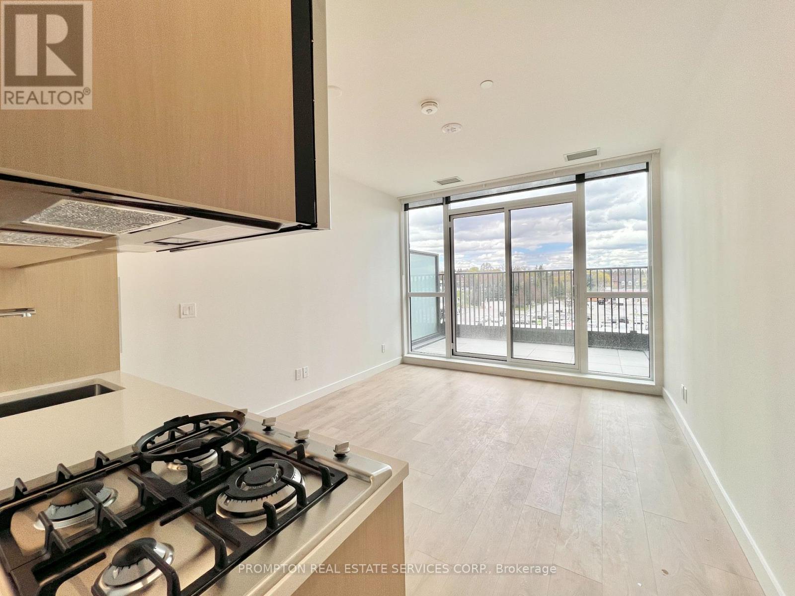 255 - 68 ESTHER SHINER BOULEVARD, Toronto, Ontario