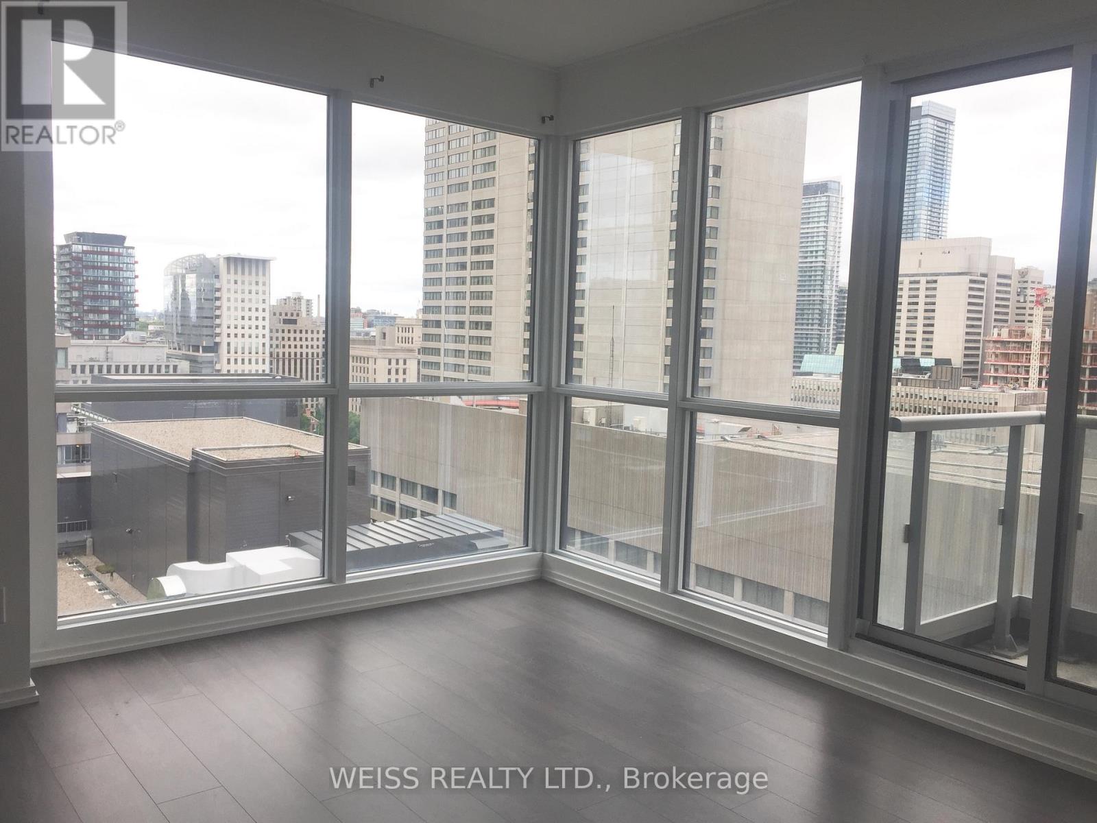 1815 - 70 Temperance Street, Toronto, Ontario  M5H 4E8 - Photo 2 - C13232654