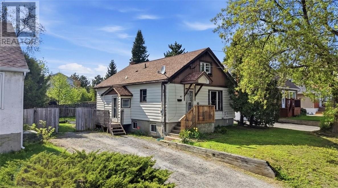 47 Second Avenue, Sudbury, Ontario  P3B 3L7 - Photo 2 - 2128279