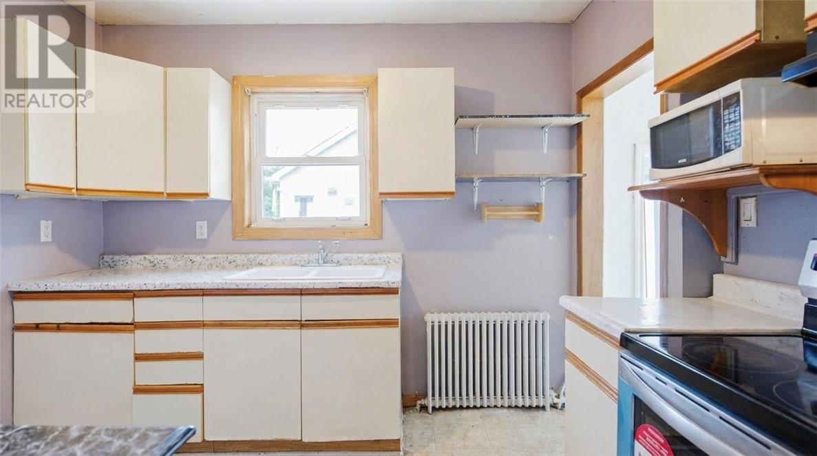 47 Second Avenue, Sudbury, Ontario  P3B 3L7 - Photo 3 - 2128279