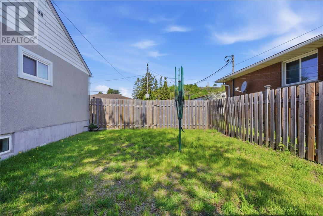 32 Dean Avenue, Sudbury, Ontario  P3C 3B9 - Photo 32 - 2128277