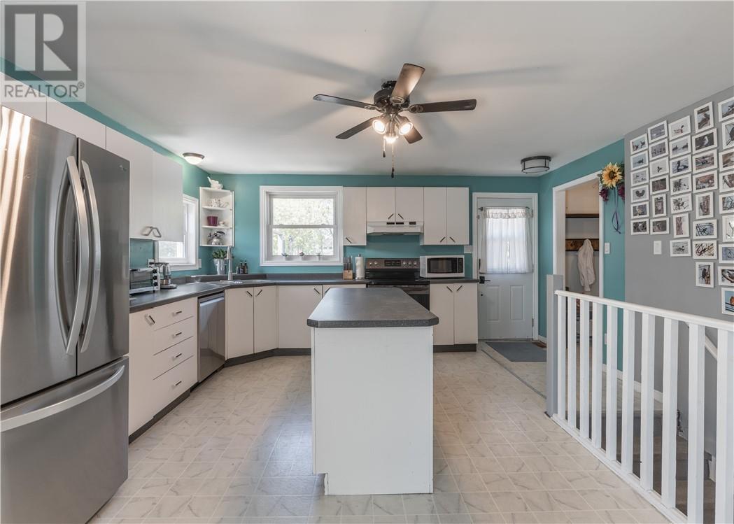 102 Cote Boulevard, Hanmer, Ontario  P3P 1X5 - Photo 13 - 2128233