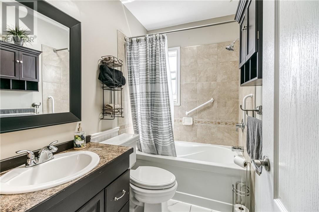 13 Montgomery, Greater Sudbury, Ontario  P0M 2C0 - Photo 19 - 2128101