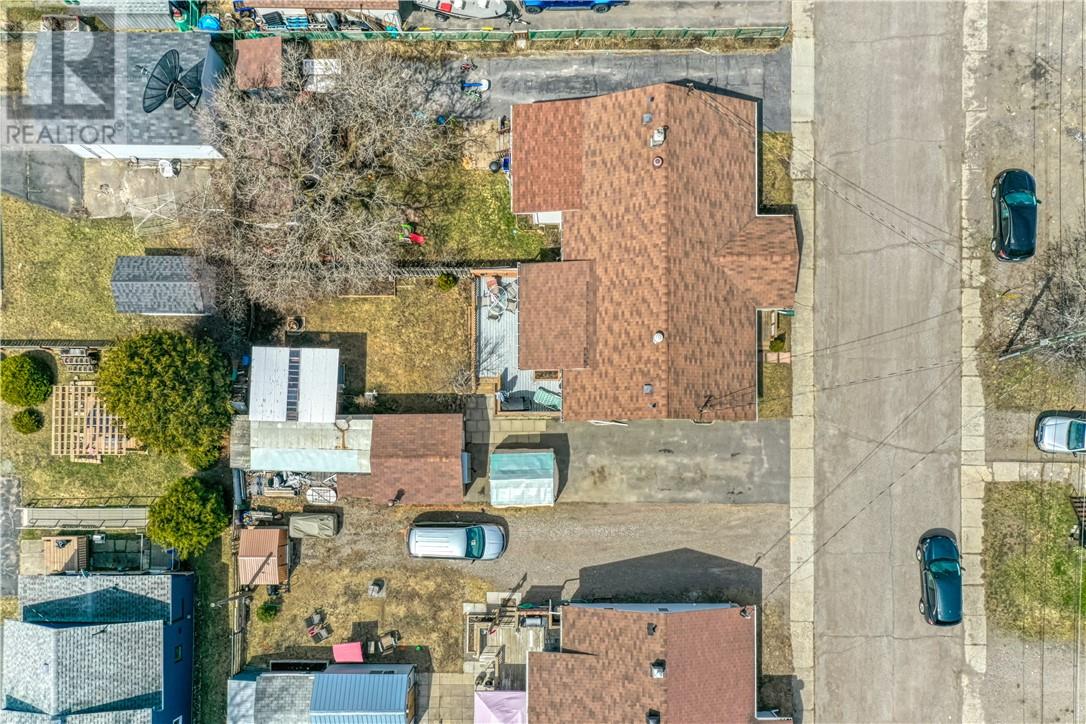 13 Montgomery, Greater Sudbury, Ontario  P0M 2C0 - Photo 3 - 2128101