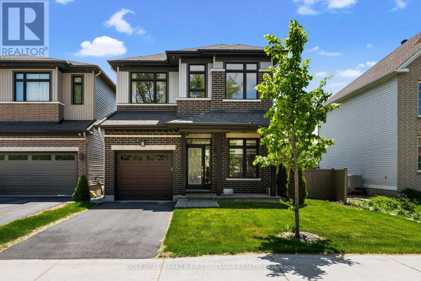 43 DEERFOX DRIVE, Ottawa, Ontario