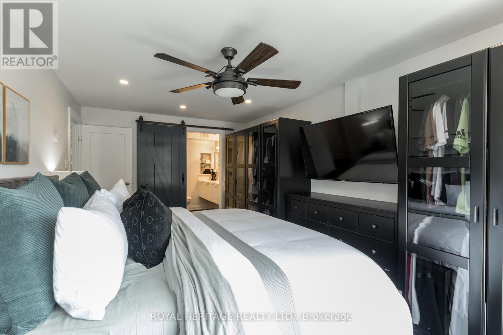 210 - 1535 Diefenbaker Court, Pickering, Ontario  L1V 3W2 - Photo 7 - E13232540