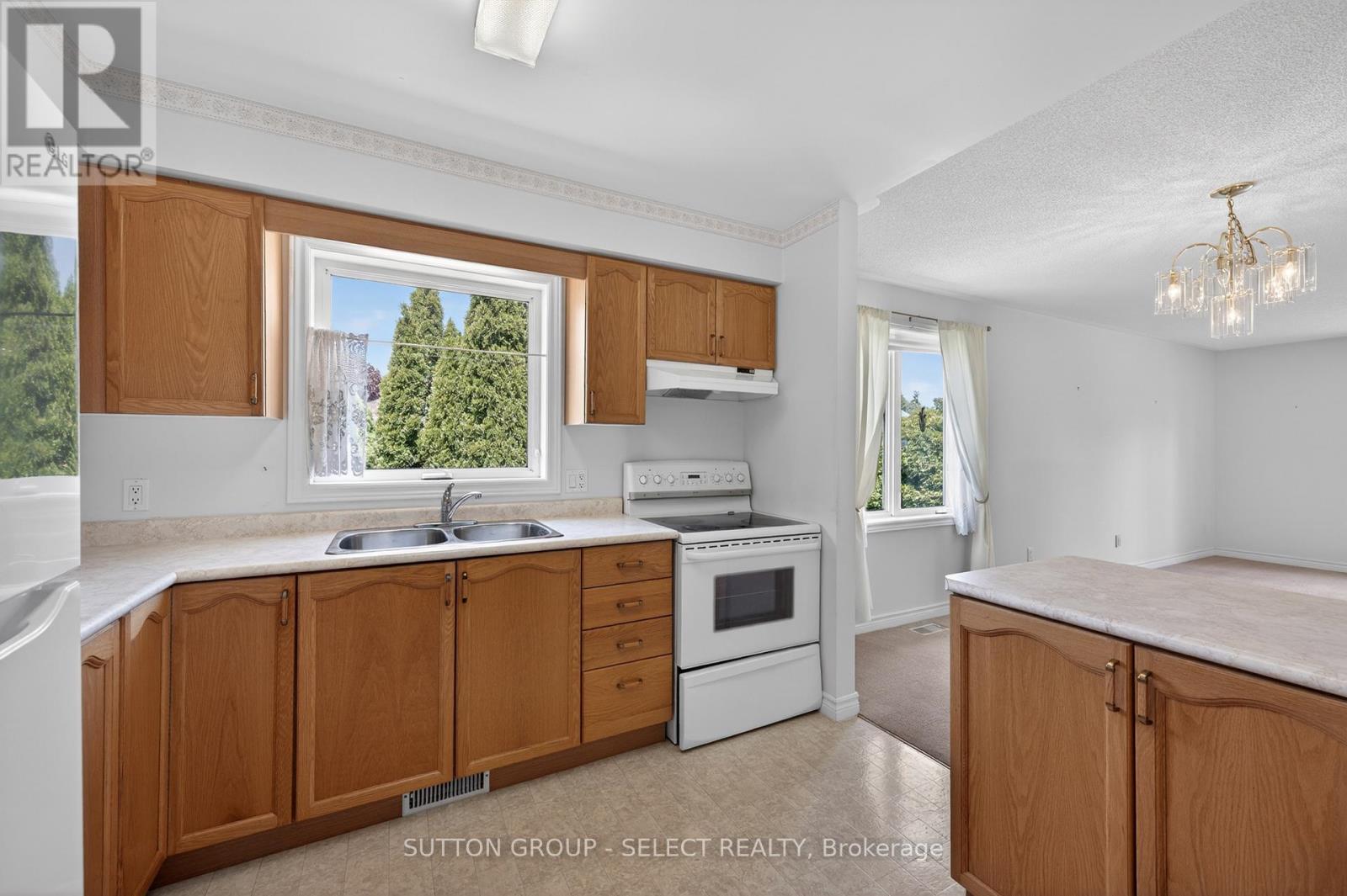64 Wilson Avenue, Tillsonburg, Ontario  N4G 5V5 - Photo 9 - X13232954