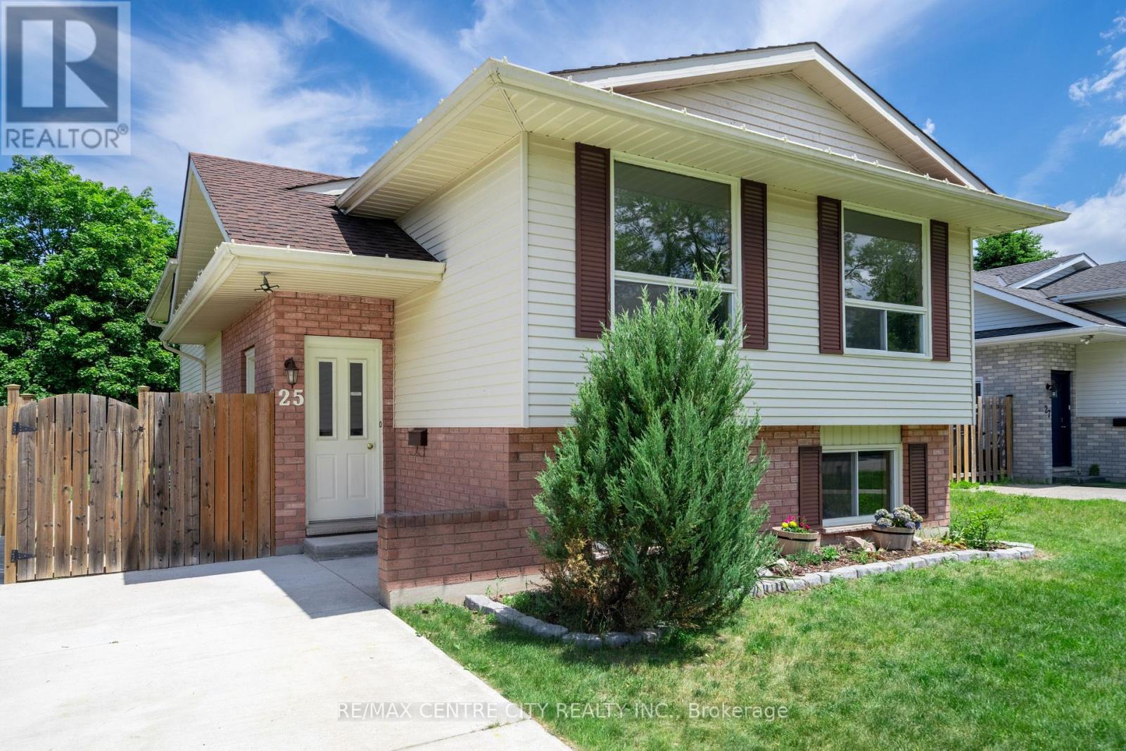 25 Pearson Avenue, Strathroy-Caradoc, Ontario  N7G 3Y1 - Photo 12 - X13233092