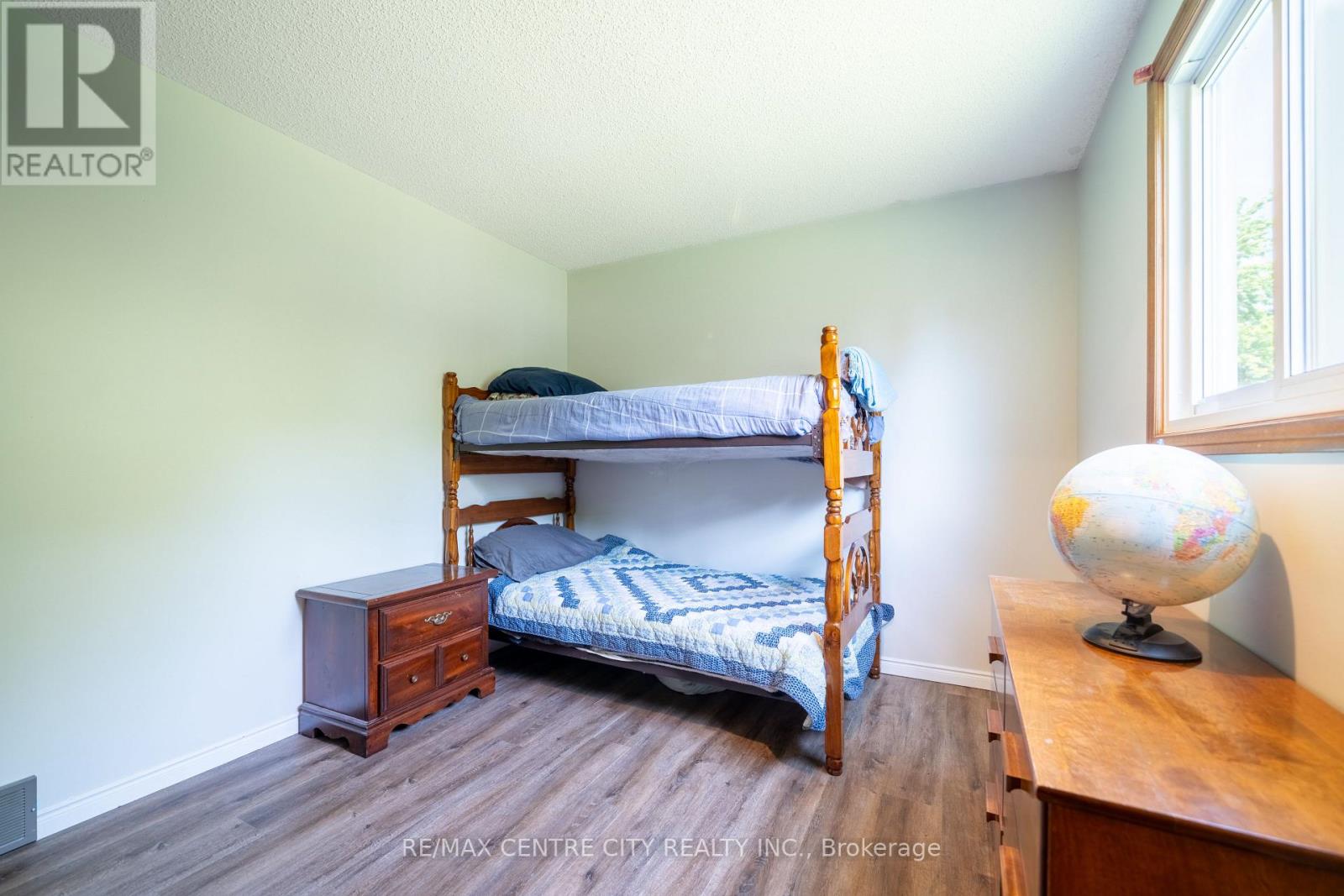 25 Pearson Avenue, Strathroy-Caradoc, Ontario  N7G 3Y1 - Photo 26 - X13233092