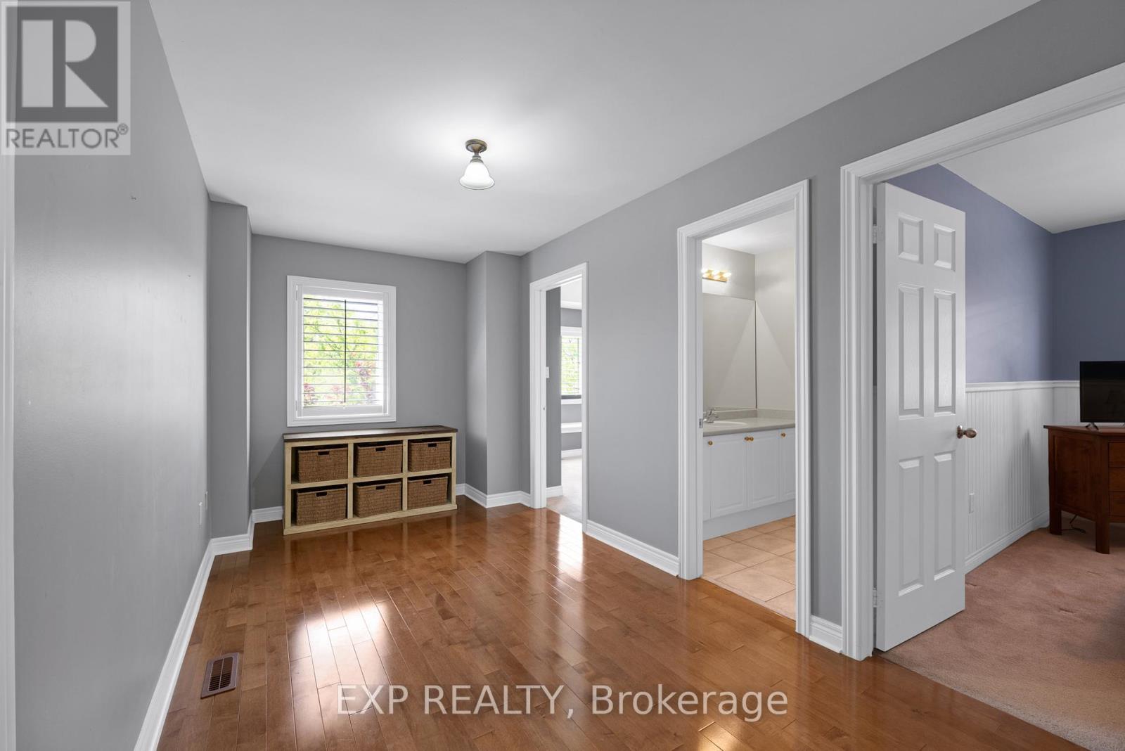 16 Haverhill Terrace, Aurora, Ontario  L4G 7R7 - Photo 28 - N13232526