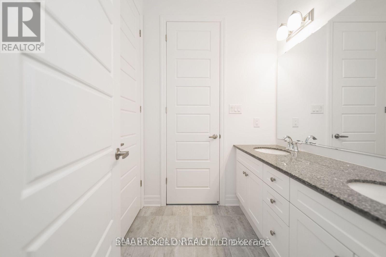 6 Azure Drive, Markham, Ontario  L6C 3M5 - Photo 18 - N13232560