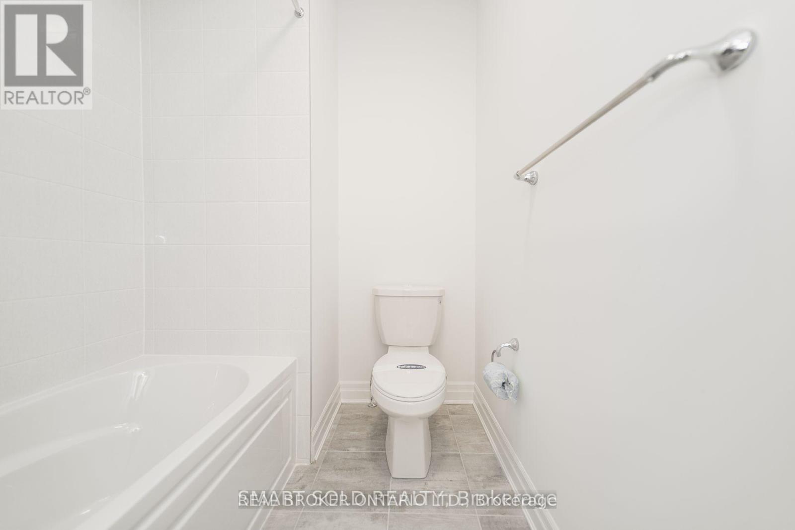 6 Azure Drive, Markham, Ontario  L6C 3M5 - Photo 19 - N13232560