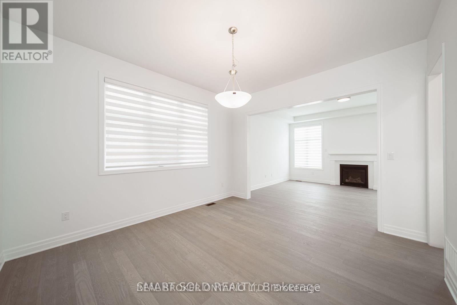 6 Azure Drive, Markham, Ontario  L6C 3M5 - Photo 7 - N13232560