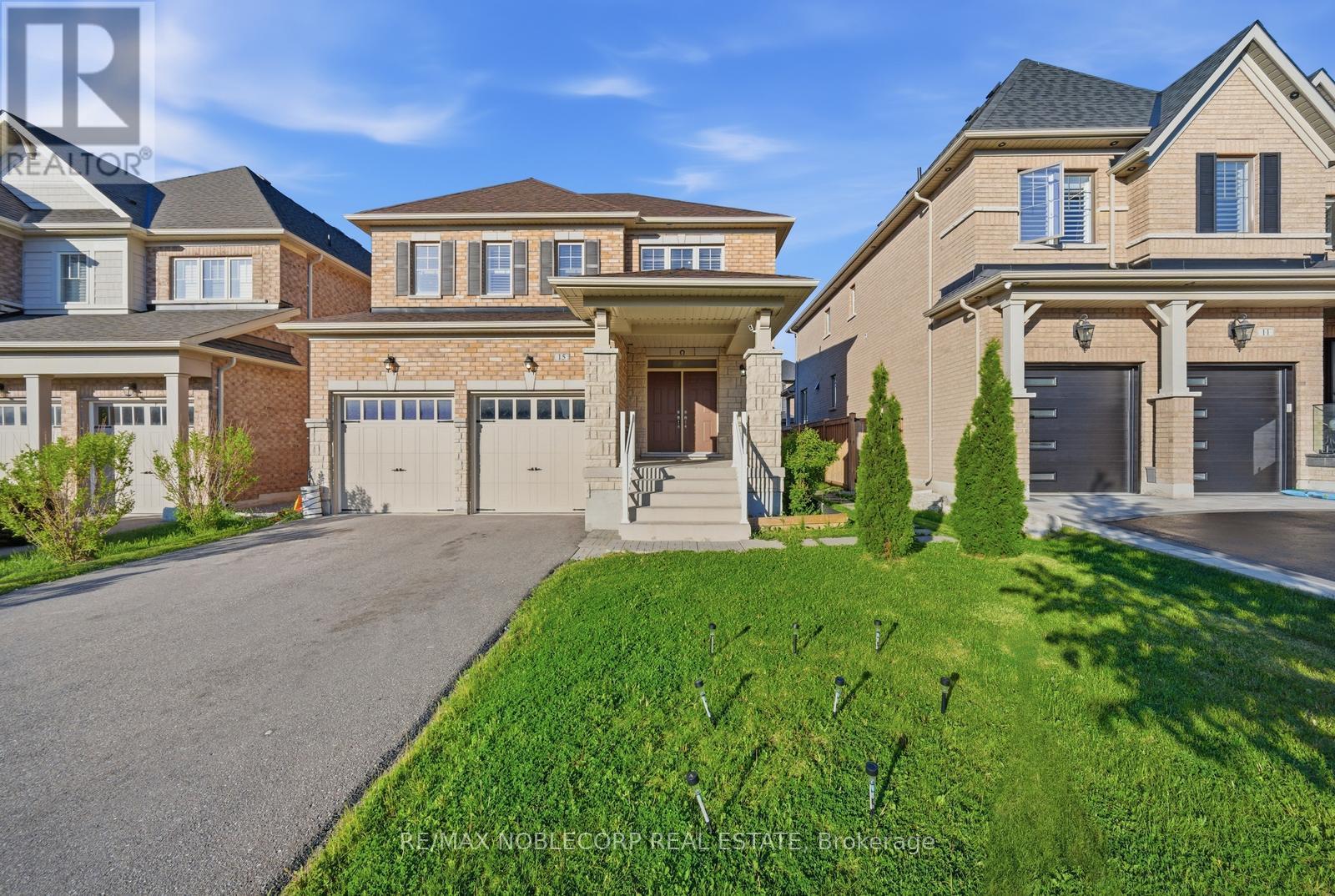 15 Gould Crescent, New Tecumseth (Beeton), Ontario  L0G 1A0 - Photo 3 - N13232646