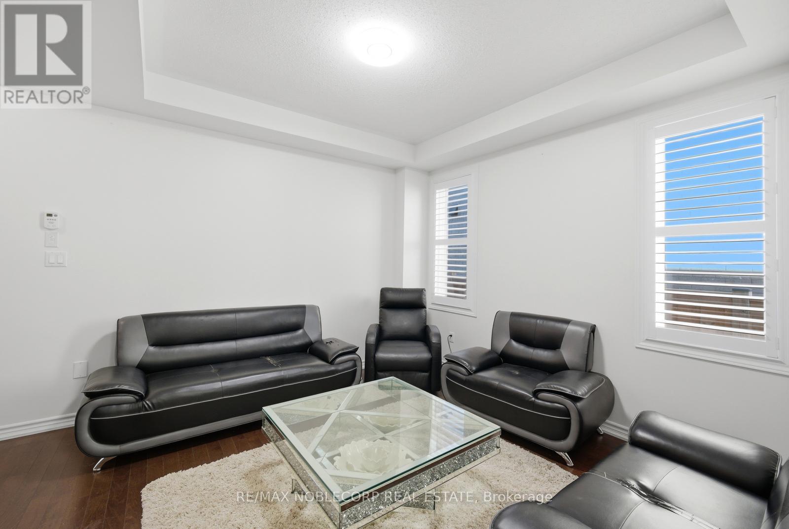 15 Gould Crescent, New Tecumseth (Beeton), Ontario  L0G 1A0 - Photo 8 - N13232646