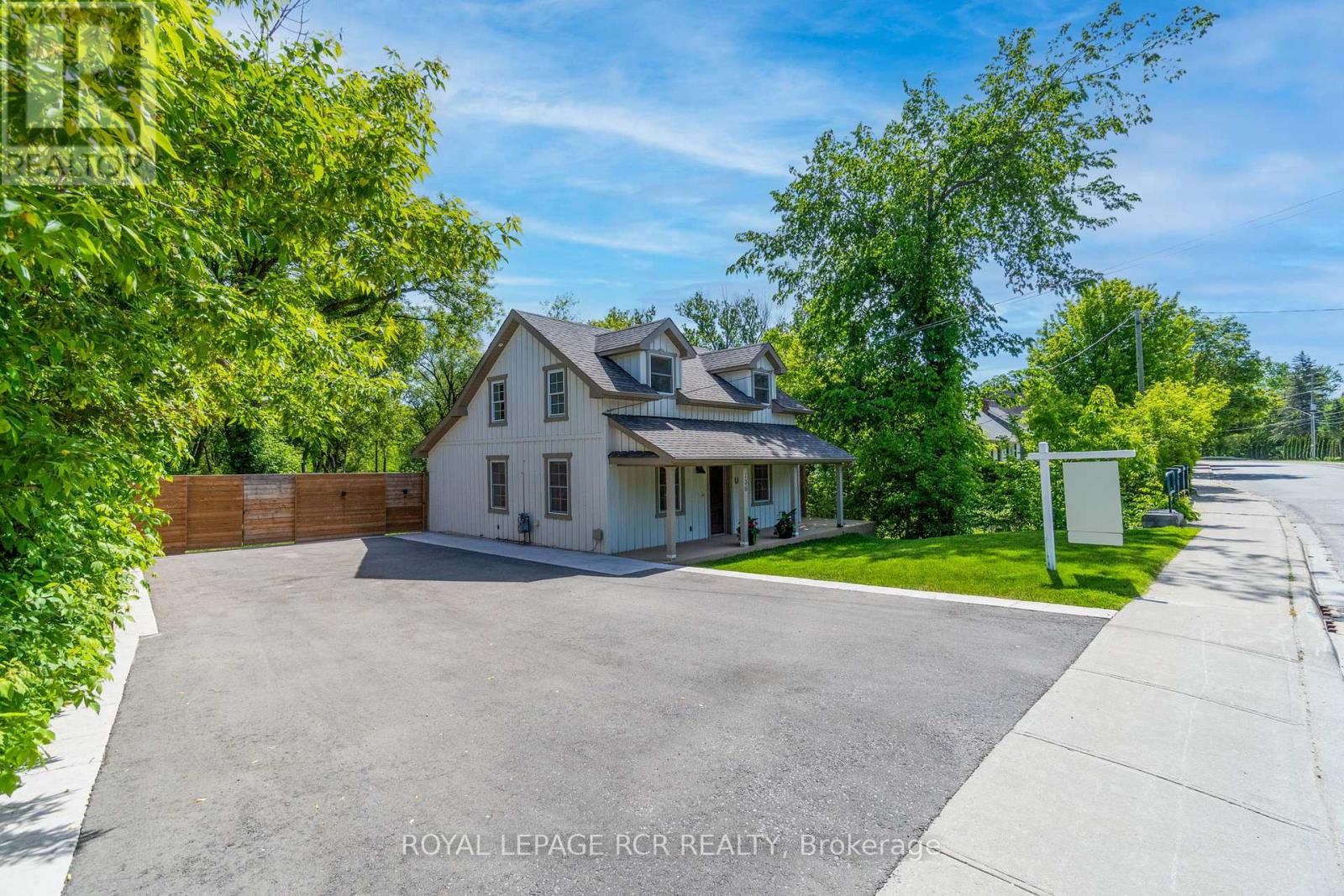 136 MAIN STREET, King, Ontario