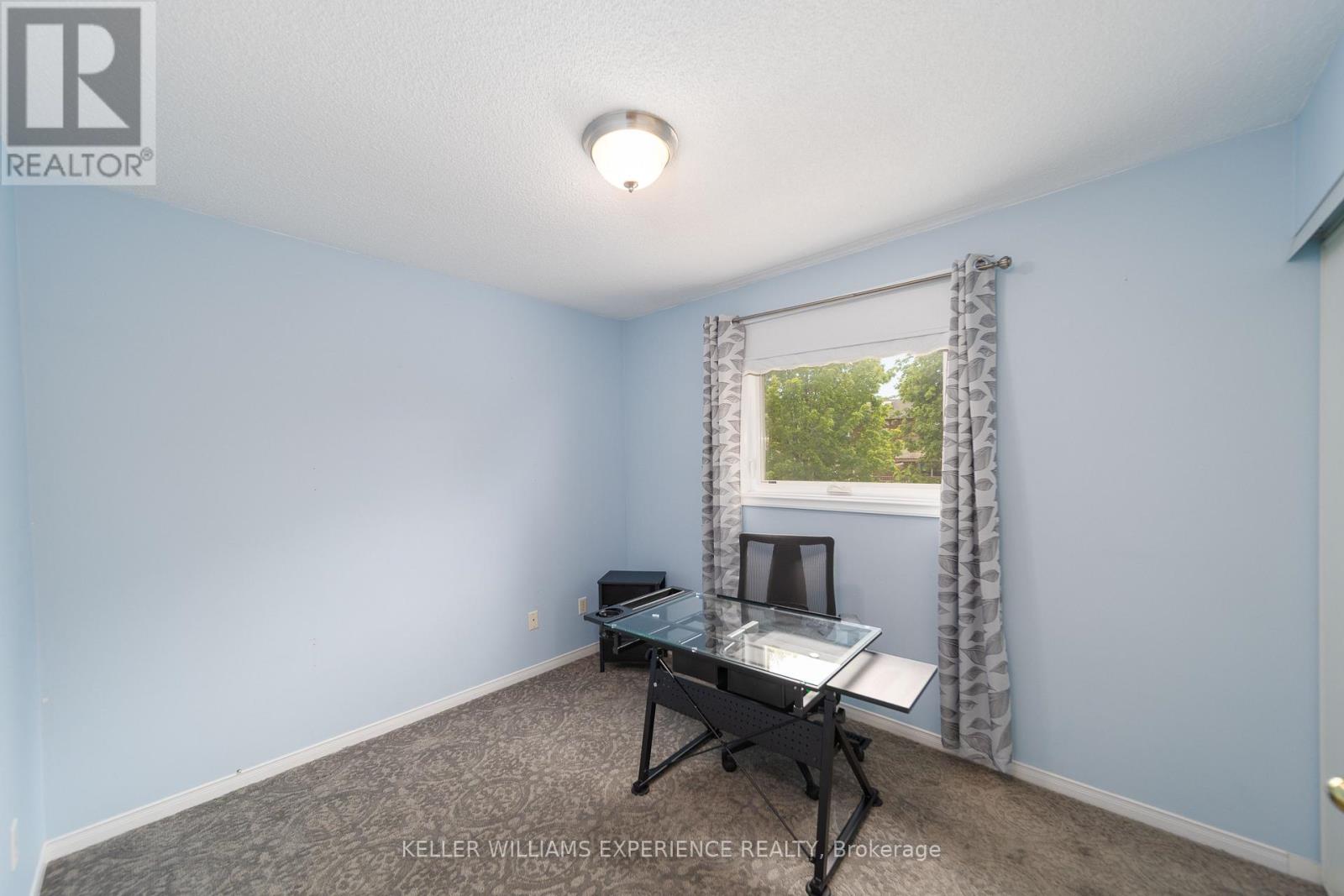 93 Athabaska Road, Barrie (Holly), Ontario  L4N 8E9 - Photo 11 - S13232606