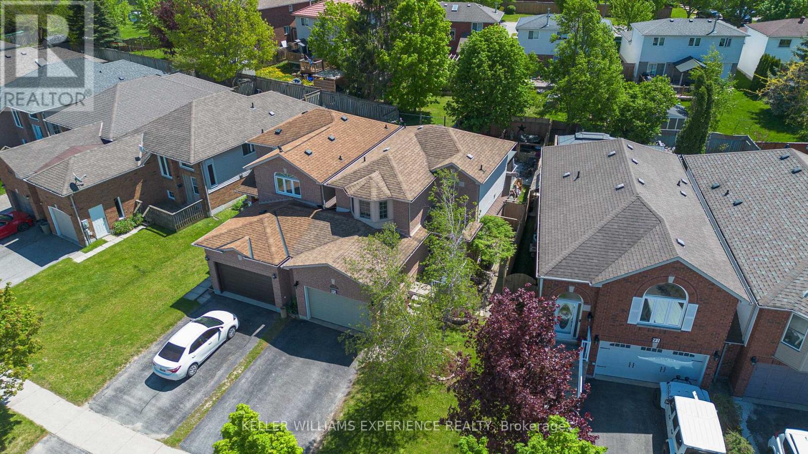 93 Athabaska Road, Barrie (Holly), Ontario  L4N 8E9 - Photo 34 - S13232606