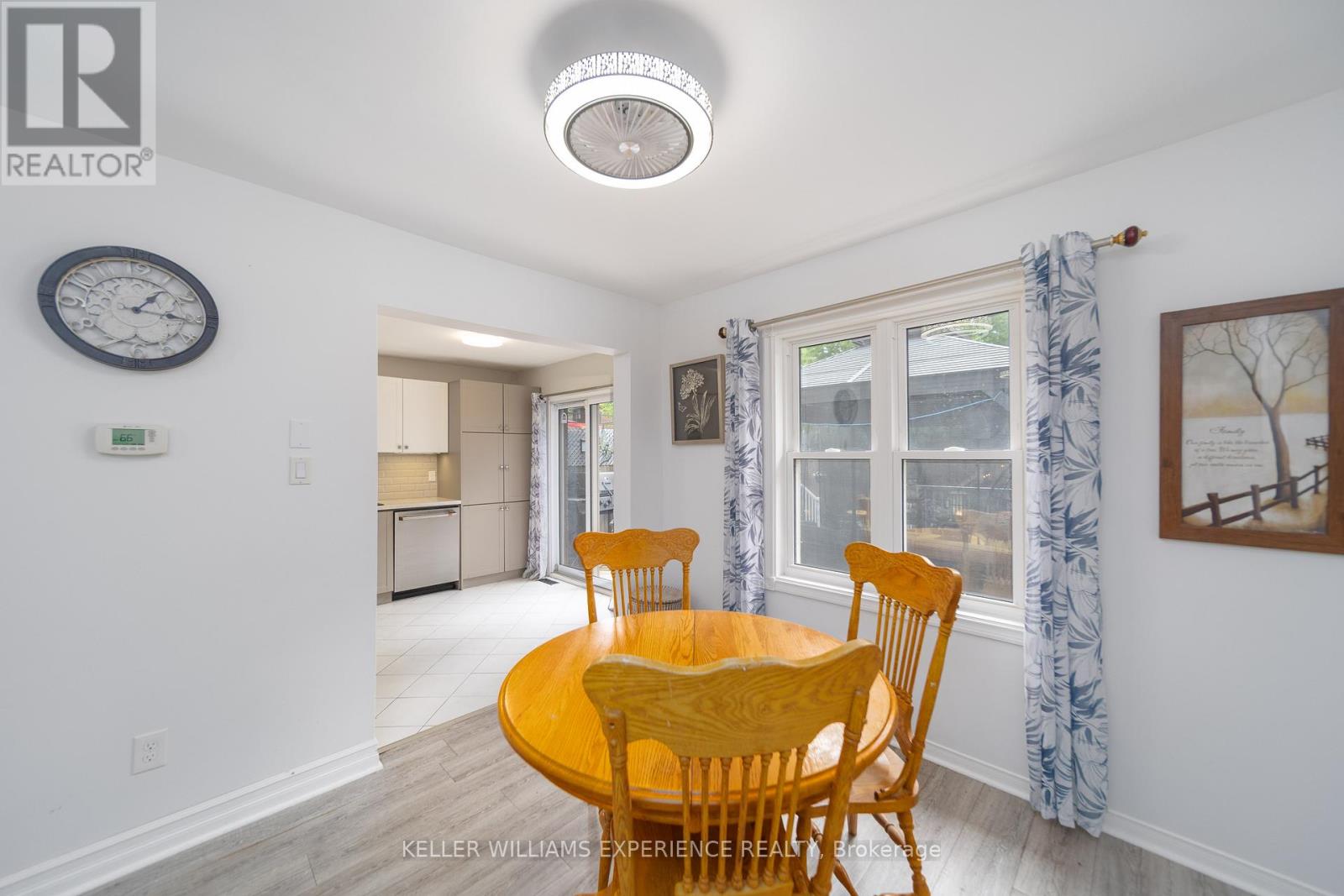 93 Athabaska Road, Barrie (Holly), Ontario  L4N 8E9 - Photo 5 - S13232606