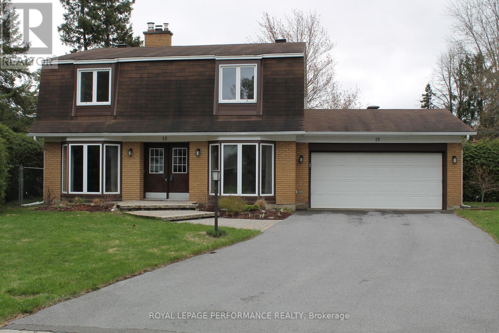 15 Hallowell Court, Ottawa, Ontario  K2H 8N4 - Photo 1 - X13232724