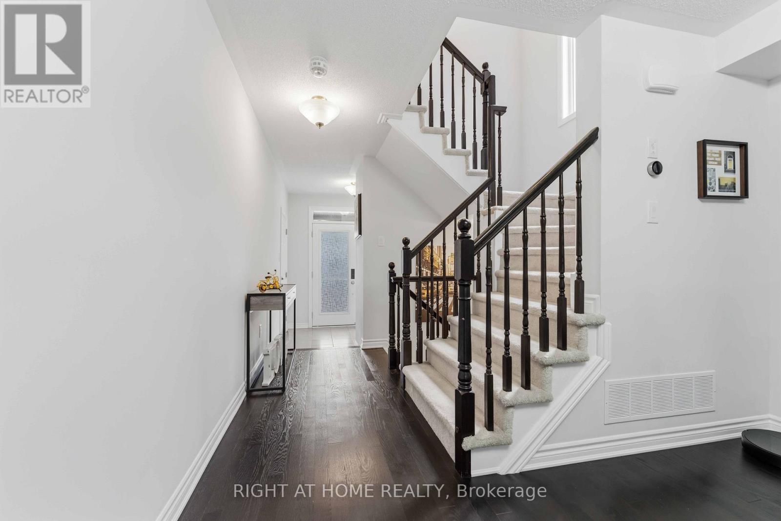 508 Roundleaf Way, Ottawa, Ontario  K2V 0K1 - Photo 6 - X13232910