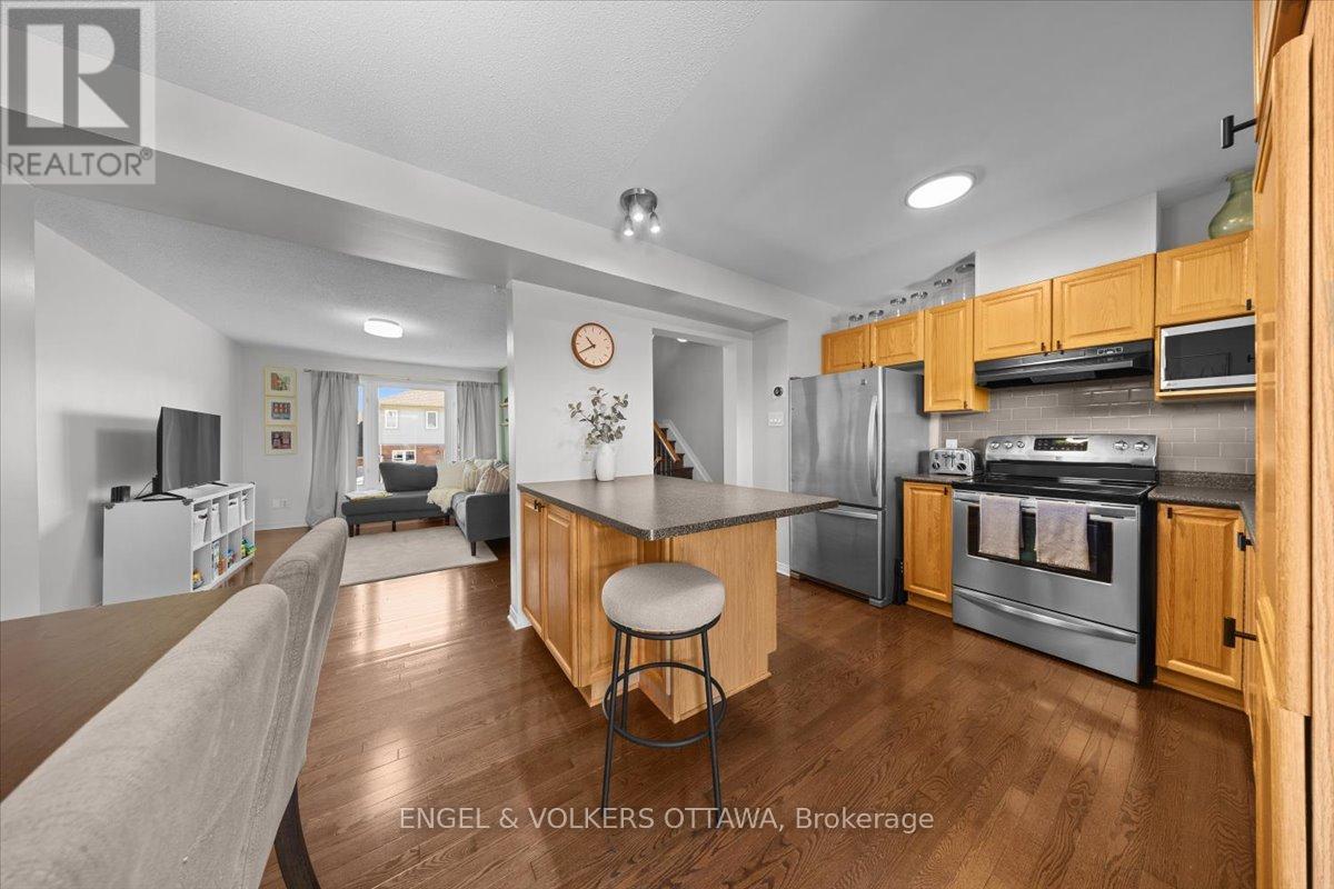 241 Monterey Drive, Ottawa, Ontario  K2H 7B1 - Photo 12 - X13232912