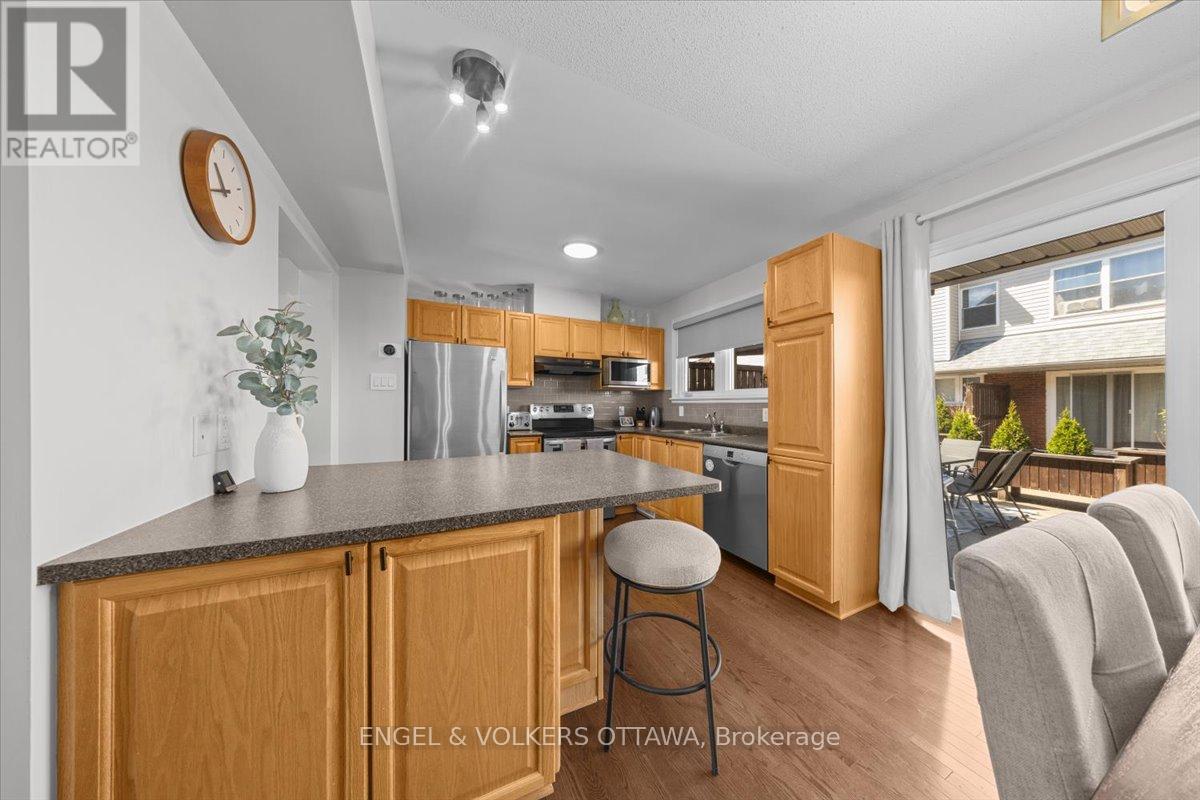241 Monterey Drive, Ottawa, Ontario  K2H 7B1 - Photo 13 - X13232912