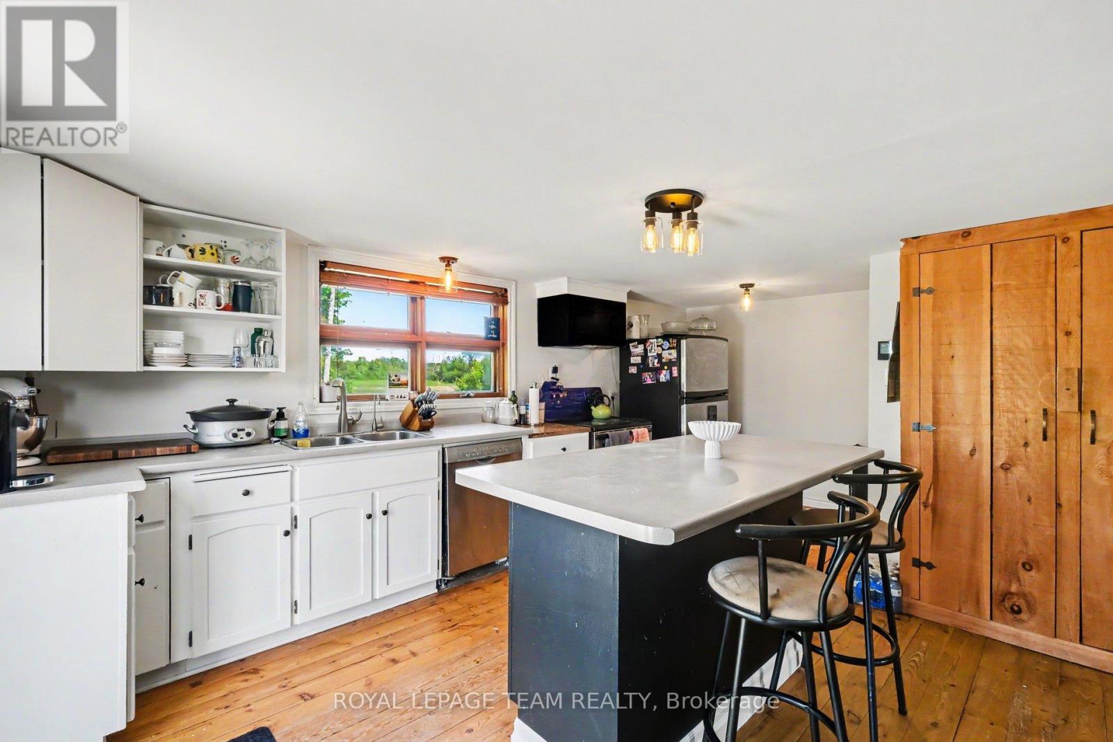 5894 Roger Stevens Drive, Montague, Ontario  K7A 4S6 - Photo 6 - X13232984