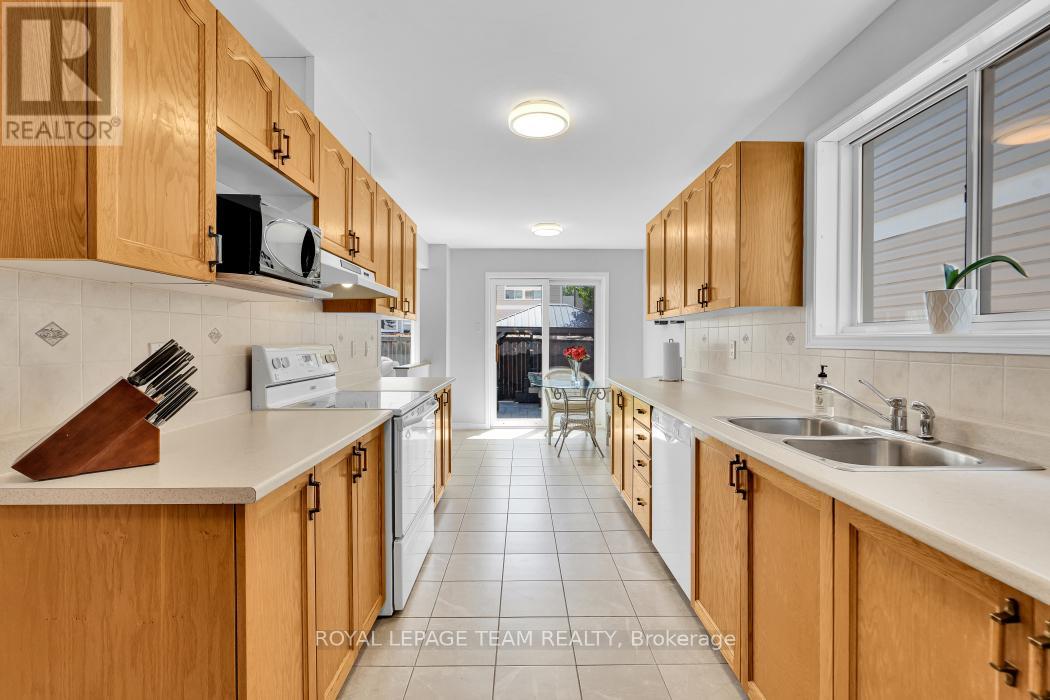 111 Fairlop Way, Ottawa, Ontario  K2J 5B6 - Photo 17 - X13233060