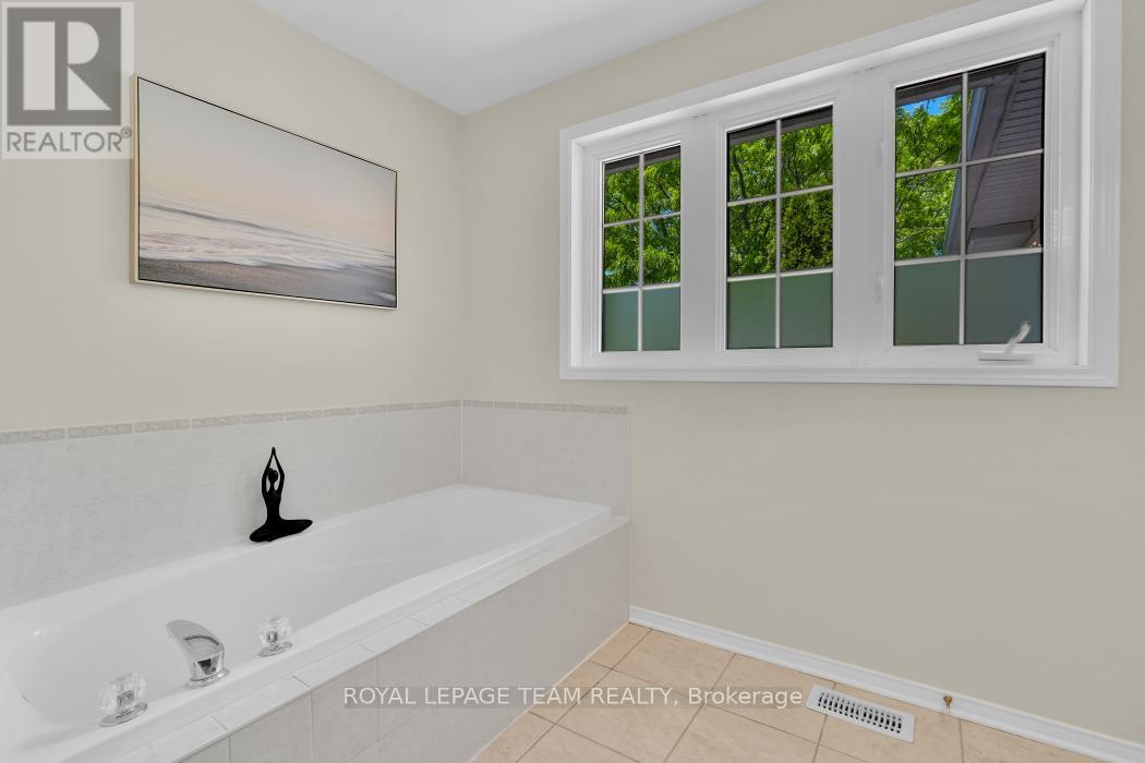 111 Fairlop Way, Ottawa, Ontario  K2J 5B6 - Photo 24 - X13233060
